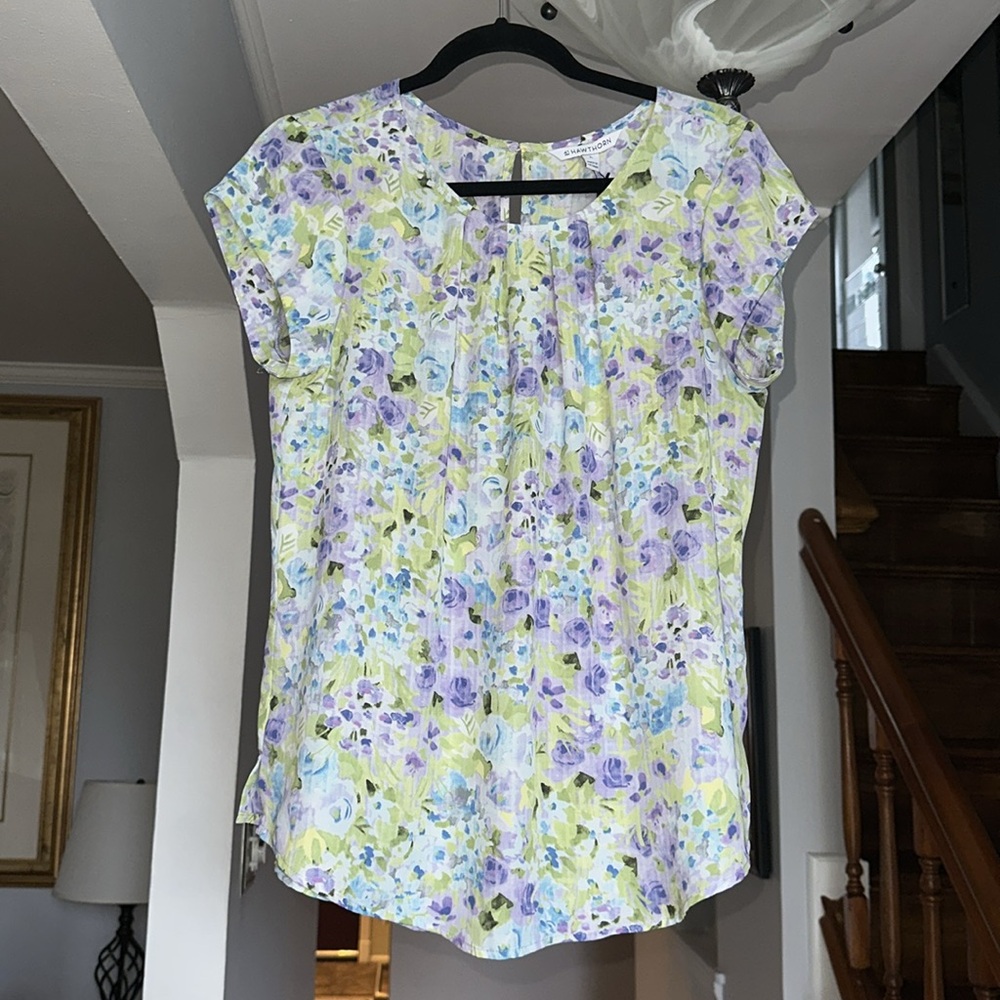 🌺 41 Hawthorne Multi Tone Floral Shell Top Sz L